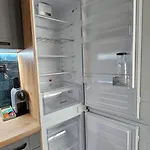 Metis Apartment