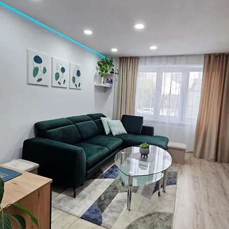 Apartment Metis *